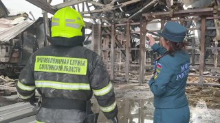 Пожар на очистных сооружениях в Новотроицком уничтожил четыре автовышки